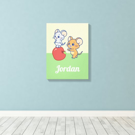 Anime Tuffy en Jerry Apple aan het rollen Canvas Afdruk (Insitu (Houten vloer))