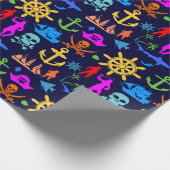 Ankers, Helms, Piraten. Kleurrijk Nautisch Patroon Cadeaupapier (Hoek)