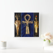 Ankh Egyptian Blue Background Vierkante Klok (Huis)