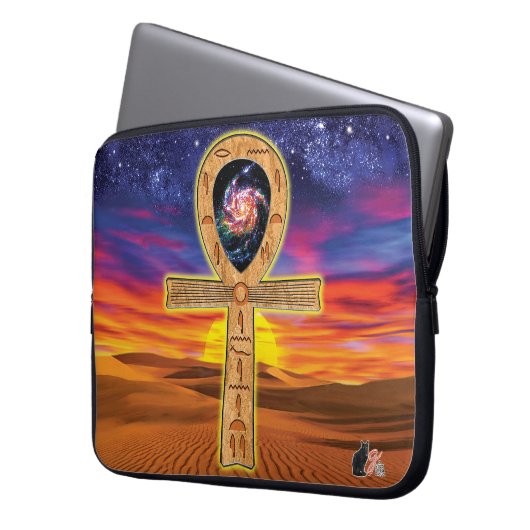 Ankh Laptop Sleeve (Voorkant Links)