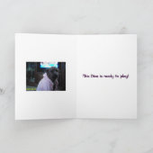 Anna Belle in haar nieuwe roze jumpsuit Kaart (Binnen)