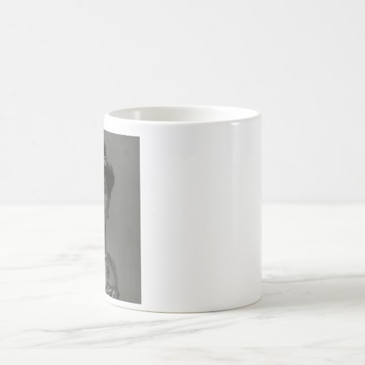 Anna Pavlova Mok (Center)