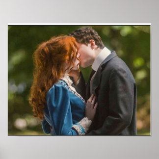 Anne en Gilbert Kiss Anne met een E Poster