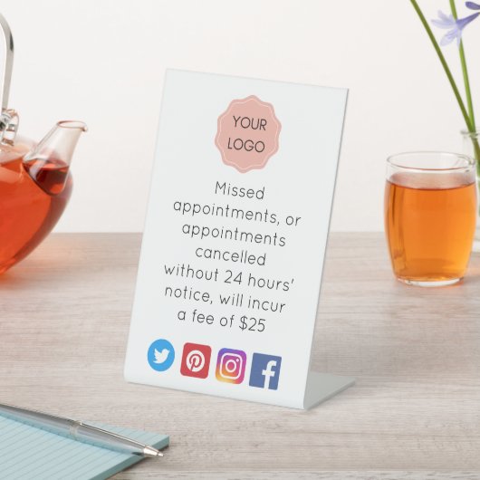 Annulering van een salon- of kuddevoetteken reclamebord met voetstuk (Insitu)