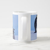 Antarctica, keizerspinguïns grote koffiekop (Achterkant)