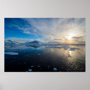 Antarctica. nabij Adelaide Island. De slokdarm Poster