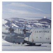 Antarctica, Ross Island, McMurdo station, C-130 Tegeltje (Voorkant)