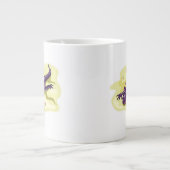 Anteosaurus zonnebaden met hoofdtelefoon. grote koffiekop (Voorkant)