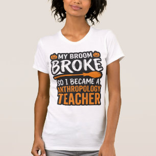 Anthropologiedocent Halloween Bezem Gebroken T-shirt