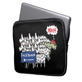 Anti-Facebook Laptop Sleeve (Voorkant Links)