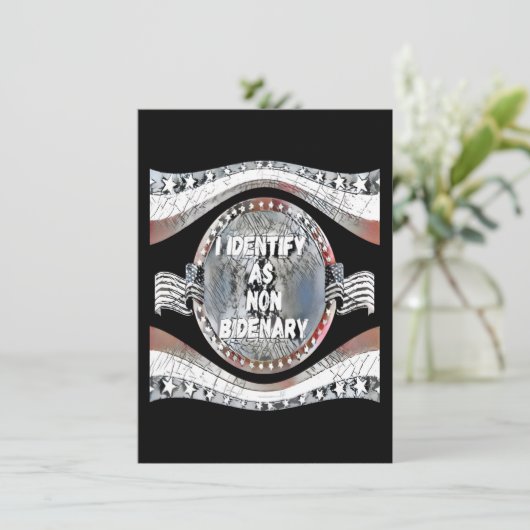 Anti Joe Biden citaat, ik identificeer me als niet Informatiekaartje (Staand voorkant)