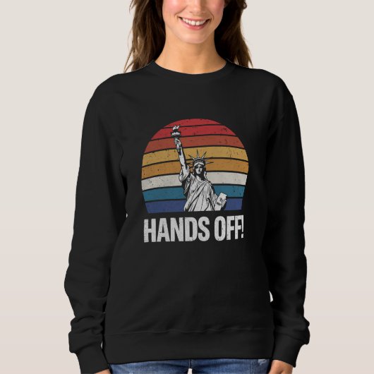 Anti MAGA Anti Oligarchy Pro Democracy Resist Trui (Voorkant)