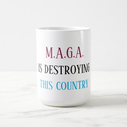 Anti-MAGA-boodschap Koffiemok (Center)