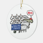 Anti-sociale media keramisch ornament (Links)