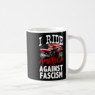 Anti-Trump biker verzet zich tegen fascisme protes Koffiemok
