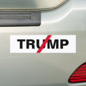 Anti Trump Bumpersticker (Op auto)