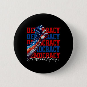 Anti-trump Democratie Het Is Het Strijden Waard 4  Ronde Button 5,7 Cm