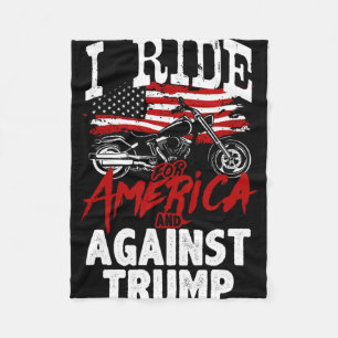 Anti Trump motorrijder pro democratie verzet tegen Fleece Deken