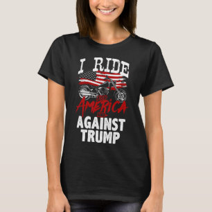 Anti Trump-motorrijder pro-democratie verzet tegen T-shirt