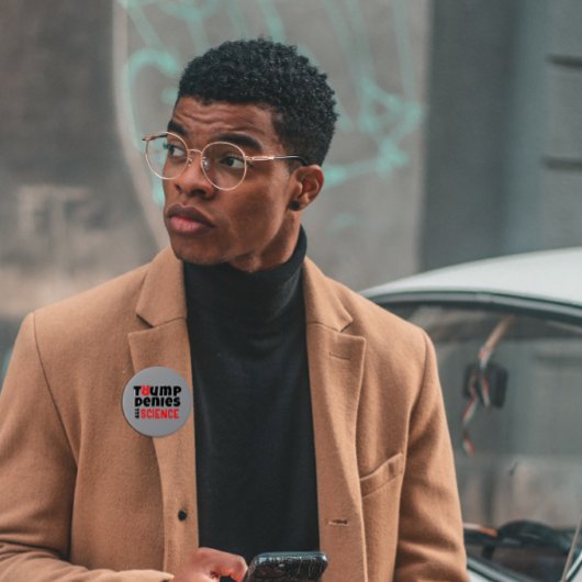 Anti-Trump-protestslogan Ronde Button 7,6 Cm