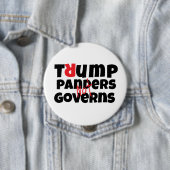 Anti-Trump-protestslogan rood zwart Ronde Button 4,0 Cm (In situ)