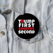 Anti-Trump-protestslogan rood zwart Ronde Button 4,0 Cm (In situ)
