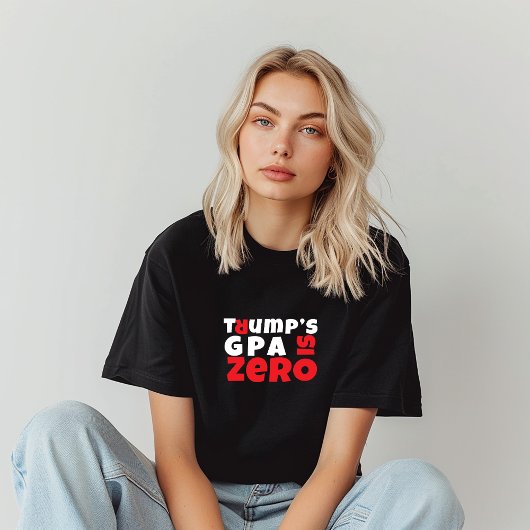 Anti-Trump studentenprotest slogan rood zwart Tri-Blend Shirt