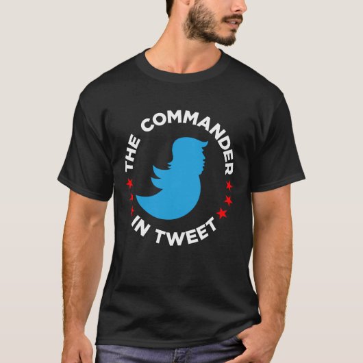 Anti-Trump T-Shirt: "DE COMMANDANT IN TWEE PARTIJE T-shirt (Voorkant)