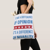 Anti-Trump verschil in moraal Tote Bag (Dichtbij)