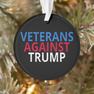 Anti-Trump - Veteranen tegen Trump Ornament