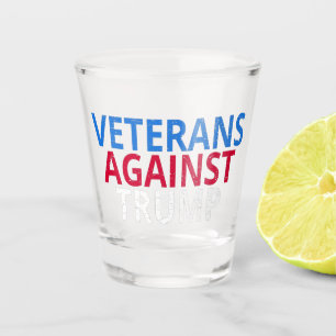 Anti-Trump - Veteranen tegen Trump Shot Glas