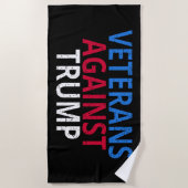 Anti-Trump - Veteranen tegen Trump Strandlaken (Voorkant)