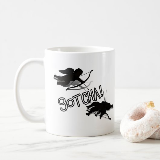 Anti-Valentijn - 'GOTCHA' Cupido's Duël Koffiemok (Met donut)