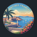 Antibes Frankrijk Reizen Magneet<br><div class="desc">Antibes, een charmant kustplaatsje aan de Franse Rivièra, staat bekend om zijn prachtige stranden, historische oude stad en levendige jachthaven. Antibes ligt tussen Nice en Cannes en biedt een mix van mediterrane charme en artistiek erfgoed, waardoor het een favoriete bestemming is voor reizigers die op zoek zijn naar zowel ontspanning...</div>