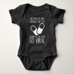 Antibiotica Viral Science Researcher Pharmacist Romper<br><div class="desc">Grappig Pharmacy Tech Quote Gift for Medical Worker. Antibiotica zullen nooit viraal gaan. Farmacotherapeutische Gezegde Farmacie Technicus Student Doctor Humor.</div>