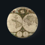 Antiek 1660 Wereldkaart van Frederick de Wit Ronde Button 5,7 Cm<br><div class="desc">Frederick de Wit: Nova totius terrarum orbis tabula auctore. Een prachtige en gedetailleerde kaart, met ingewikkelde grensdetails en veel kleine stukjes tekens en grafieken zoals zee monsters, een door paarden of hippocampi getrokken chariot, een cornucopie, kaarten van de noordelijke en zuidelijke hemellichamen met hun constellaties, zodiale tekens rond de zon,...</div>