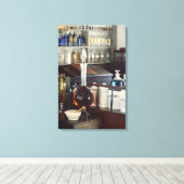 Antiek apotheekflesjes canvas afdruk (Insitu (Houten vloer))