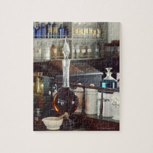 Antiek apotheekflesjes legpuzzel
