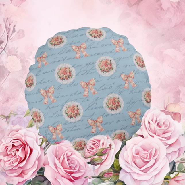 Antiek belettering  Rozen Toile Bows Rond Kussen (Beautiful vintage style!)