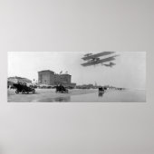 Antiek Biplane over Daytona Beach, Florida, 1911 Poster (Voorkant)
