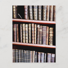 Antiek boeken op planken Briefkaart