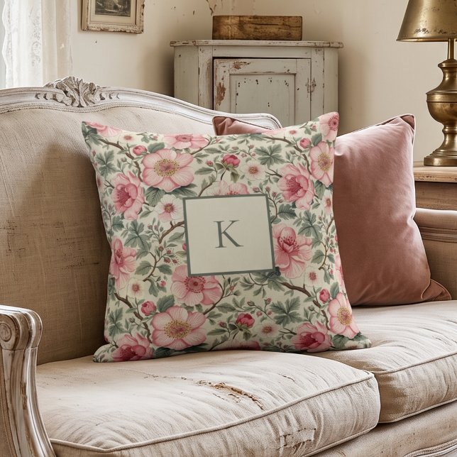 Antiek botanisch monogram kussen (Creator heeft geüpload)