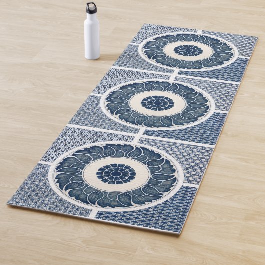 Antiek Chinees Blauw Witte Porselein Patroon Yogamat (In situ)