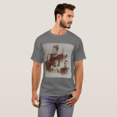 Antiek Familie Collage Foto B & W Afbeelding T-shirt (Voorkant volledig)