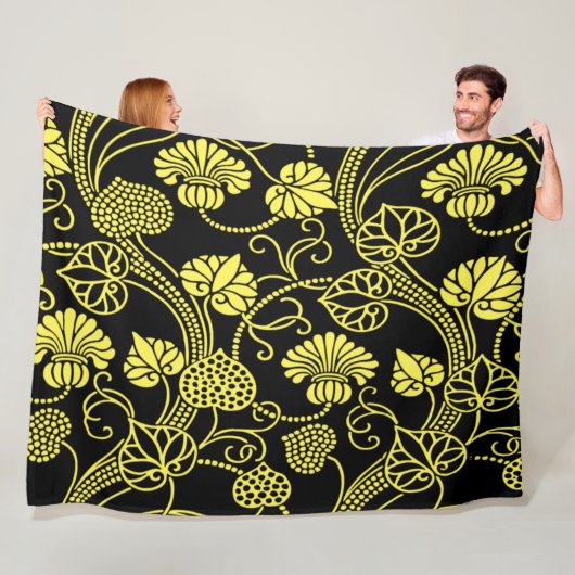 Antiek Floral Pattern Black and Yellow Fleece Deken (In situ)