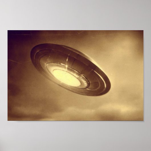 Antiek foto van een ufo poster (Voorkant)
