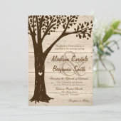Antiek Hout Carved Heart Tree Wedding Invites Kaart (Staand voorkant)