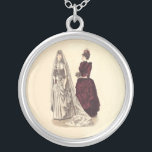 Antiek huwelijk zilver vergulden ketting<br><div class="desc">Deze prachtige trouwillustratie is uit de jaren 1800,  waarin een bruid en haar bruidsmeisje zich klaarmaken voor de bruiloft.</div>
