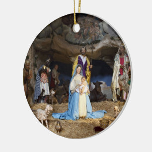 Antiek kerstfeestscène keramisch ornament