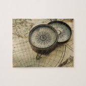 Antiek kompas op kaart legpuzzel (Horizontaal)